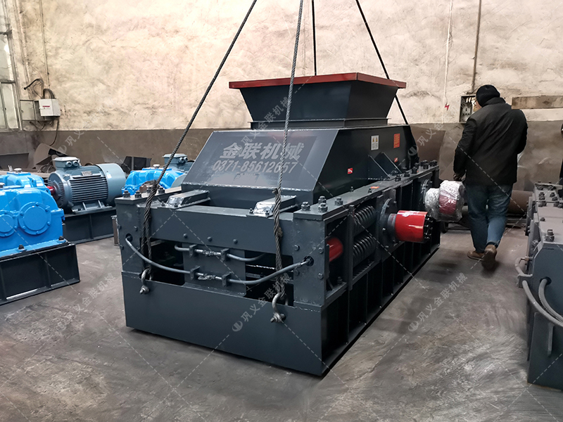 2PG1208型半自動(dòng)液壓對輥制砂機(jī)發(fā)貨 發(fā)往烏魯木齊