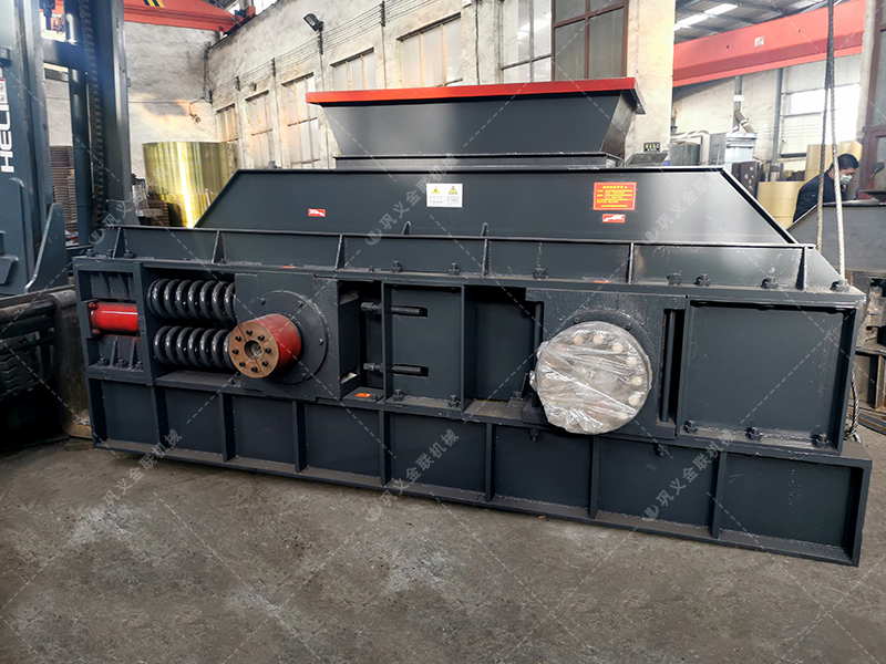 2PG1500x1000超大型對輥破碎制砂機(jī)發(fā)貨 發(fā)往陜西