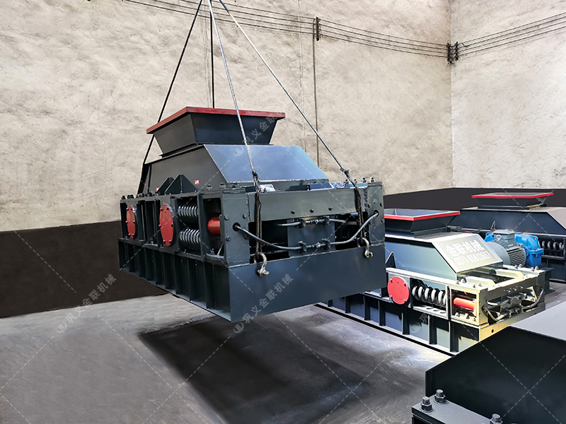 2PG1000X700皮帶對輥破碎機發貨圖片_發往湖北恩施_鵝卵石制砂