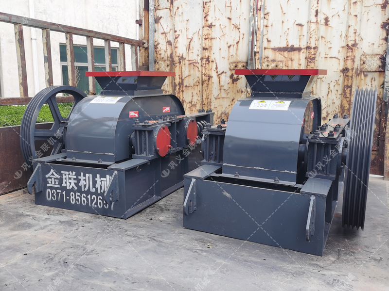 2pg400X250小型對輥破碎機發(fā)貨圖片_發(fā)往湖南長沙_破碎石英沙