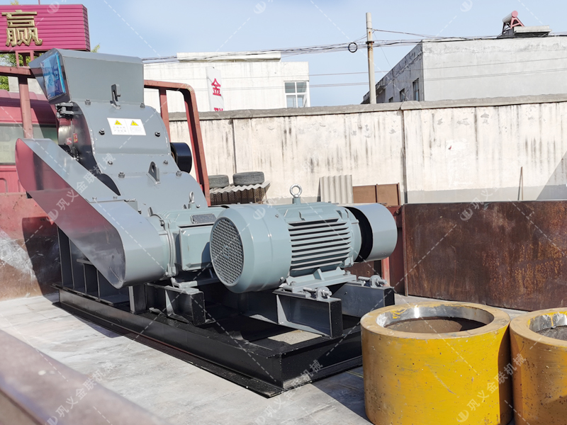 46小型雙級(jí)粉碎機(jī)發(fā)貨圖片_發(fā)往甘肅慶陽_破碎煤