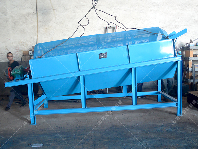 雙級粉碎機生產線發貨圖片_發往云南瀾滄_破碎錳礦石