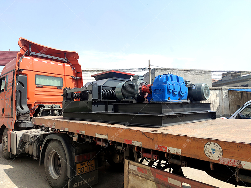 石膏破碎用什么設備?雙齒輥破碎機廠家哪家好? 石膏破碎用什么設備?雙齒輥破碎機廠家哪家好?