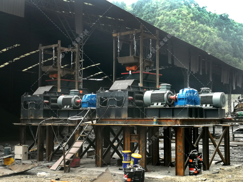 風(fēng)化石制砂機(jī)常用型號(hào)有哪些??jī)r(jià)格是多少? 風(fēng)化石制砂機(jī)常用型號(hào)有哪些??jī)r(jià)格是多少?