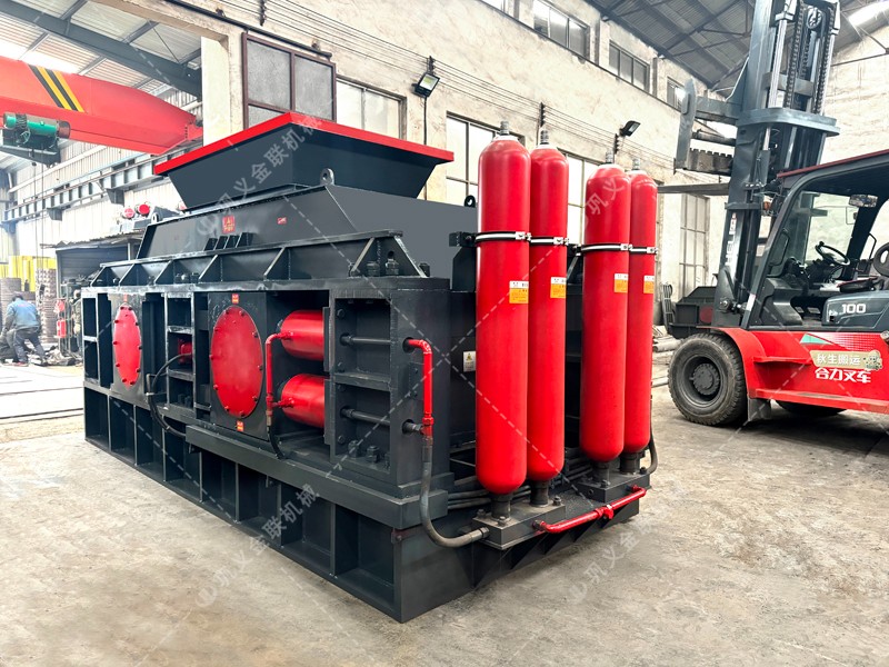 液壓對(duì)輥制砂機(jī)：產(chǎn)量提升的關(guān)鍵技術(shù)是什么？