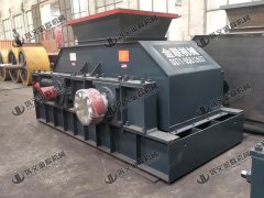 河南哪個廠家鵝卵石破碎機好,購買一臺多少錢?